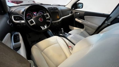 Fiat Freemont 2.0 Mjt 170 CV 4x4 Automatica Lounge (8)