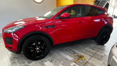 Jaguar E-Pace 2.0D 180 CV AWD aut. R-Dynamic S (3)