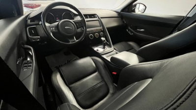 Jaguar E-Pace 2.0D 180 CV AWD aut. R-Dynamic S (8)