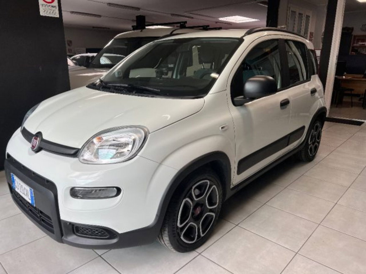 Fiat Panda 1.0 firefly hybrid s&s 70cv 5p.ti (2)