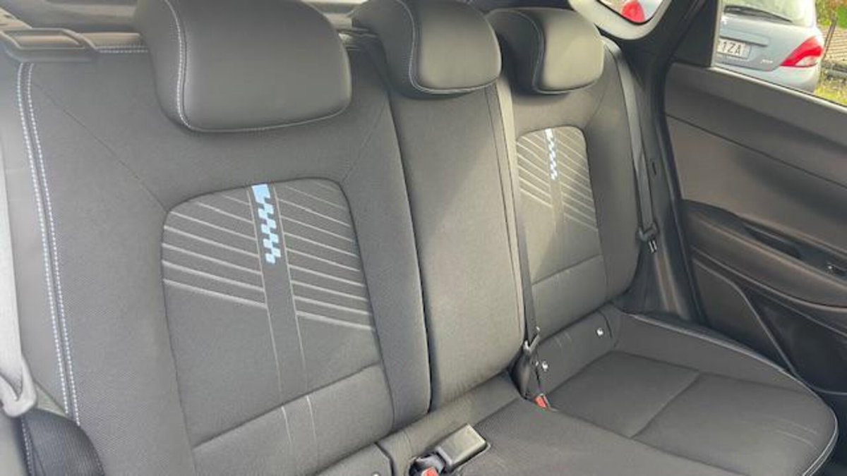Hyundai i20 1.6 T-GDI MT N-Performance (10)