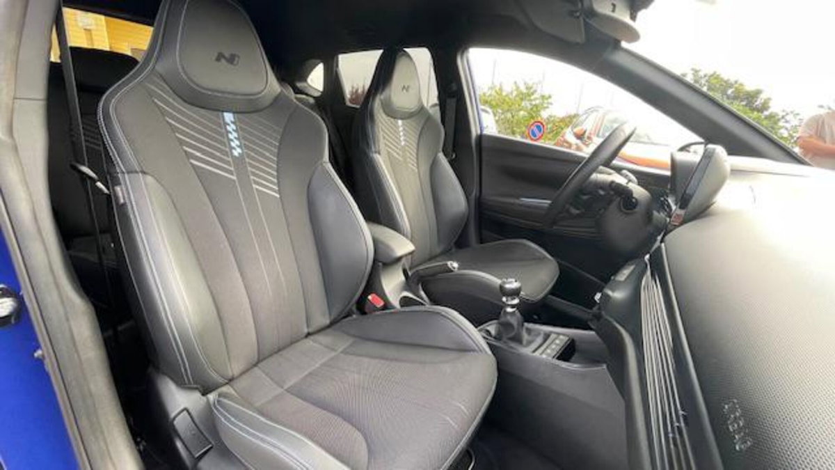 Hyundai i20 1.6 T-GDI MT N-Performance (8)