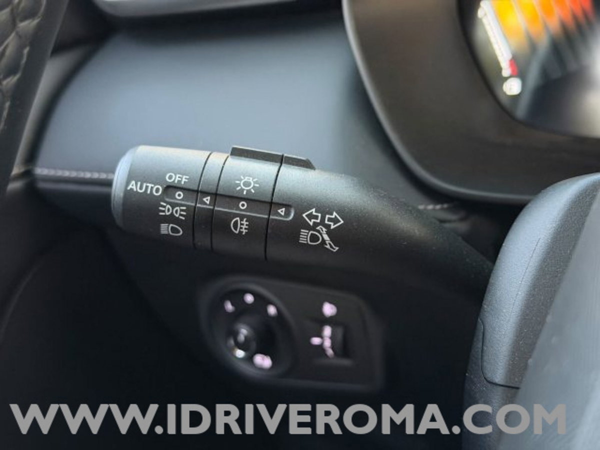 Mg ZS 1.5 hybrid+ Luxury auto (16)