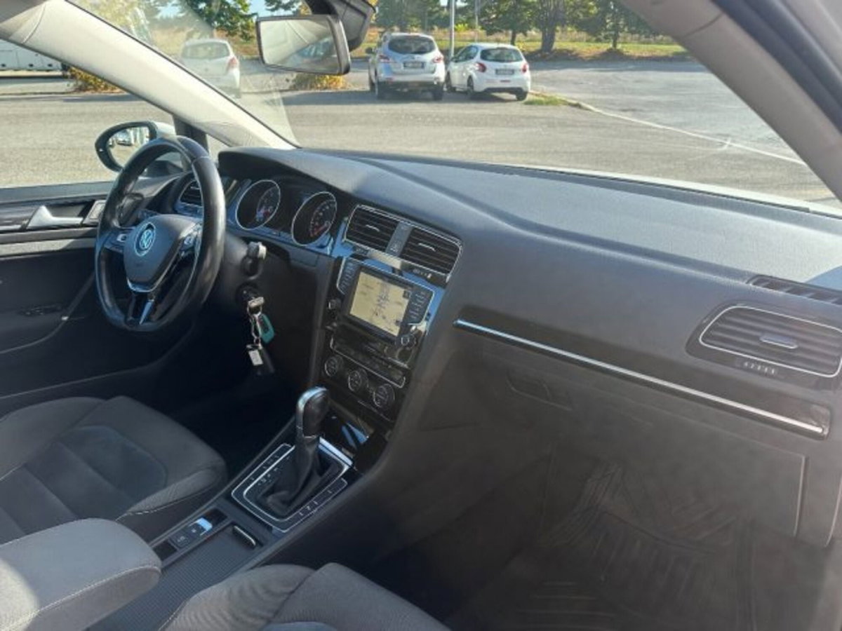 Volkswagen Golf 1.4 TGI DSG 5p. Executive BlueMotion (13)