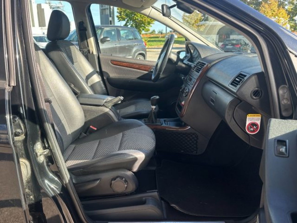 Mercedes-Benz Classe A 150 Elegance (14)