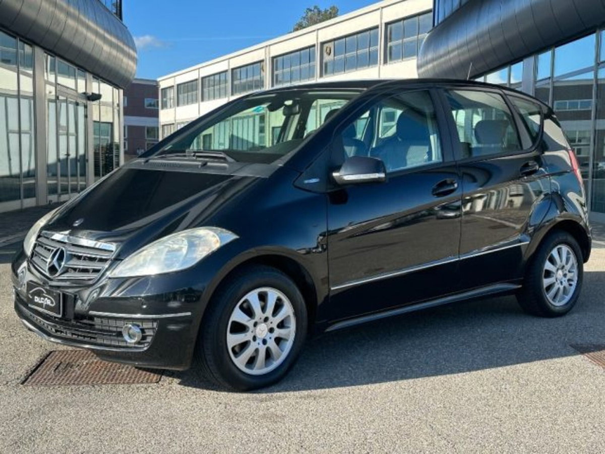 Mercedes-Benz Classe A 150 Elegance (3)