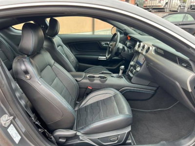 Ford Mustang Coupé Fastback 5.0 V8 aut. GT (13)