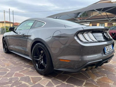 Ford Mustang Coupé Fastback 5.0 V8 aut. GT (5)