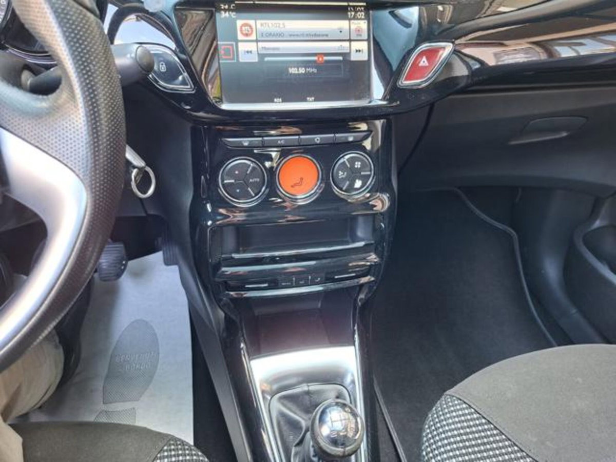 Citroen C3 1.4 HDi 70 Exclusive (14)