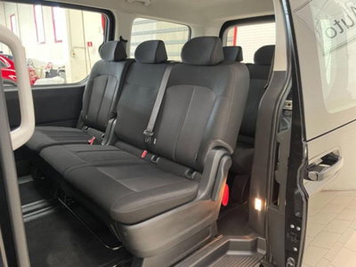 Hyundai Staria 2.2 2wd auto (12)