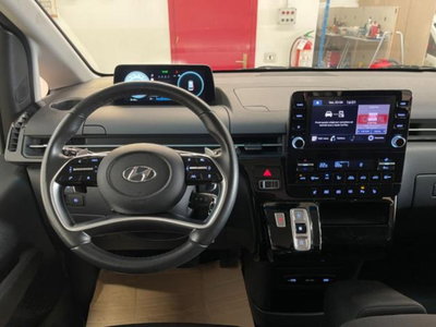 Hyundai Staria 2.2 2wd auto (18)