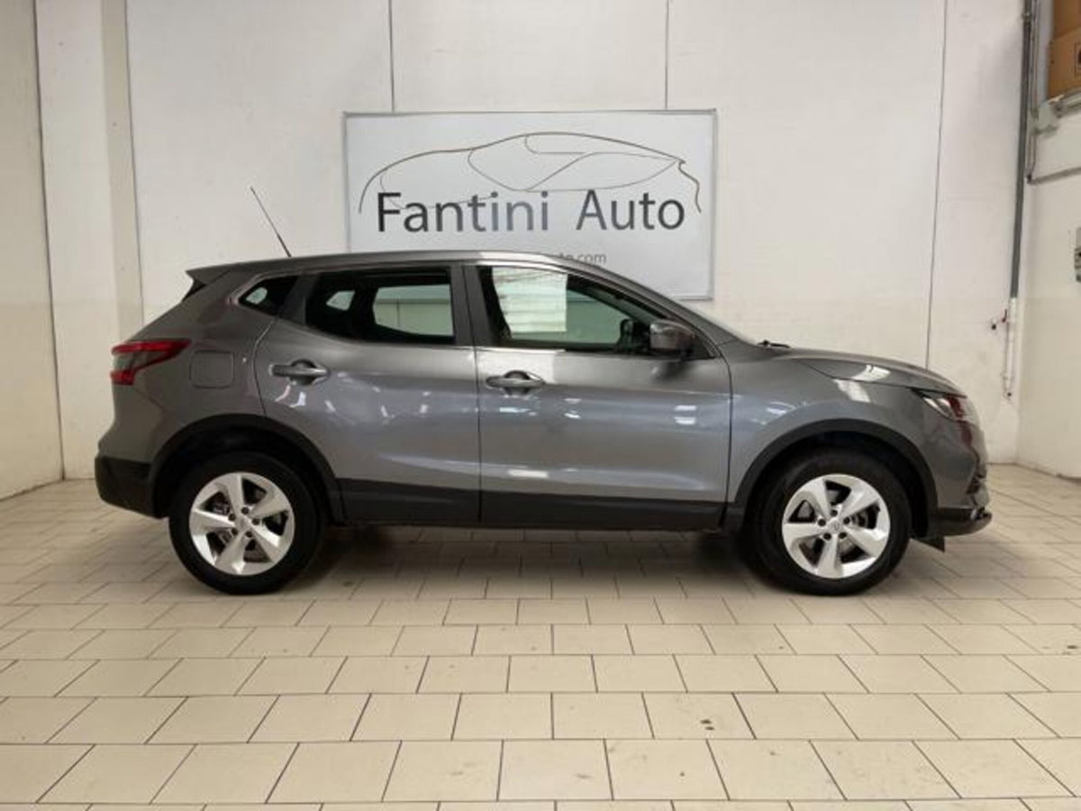 Nissan Qashqai 1.5 dCi Acenta (2)