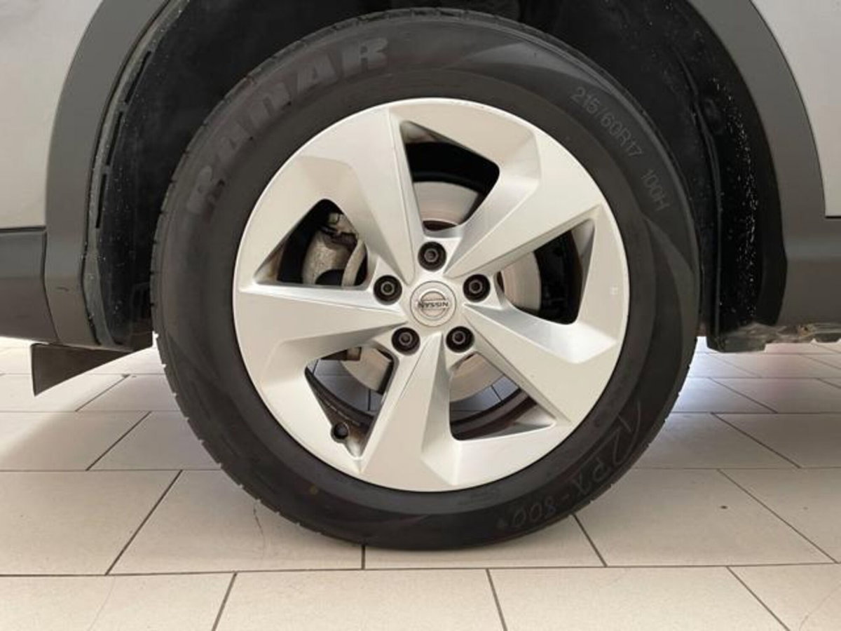 Nissan Qashqai 1.5 dCi Acenta (8)