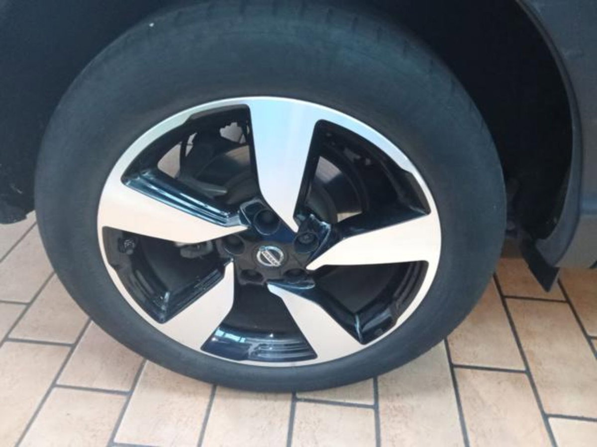 Nissan Qashqai 1.5 dCi N-Connecta (18)