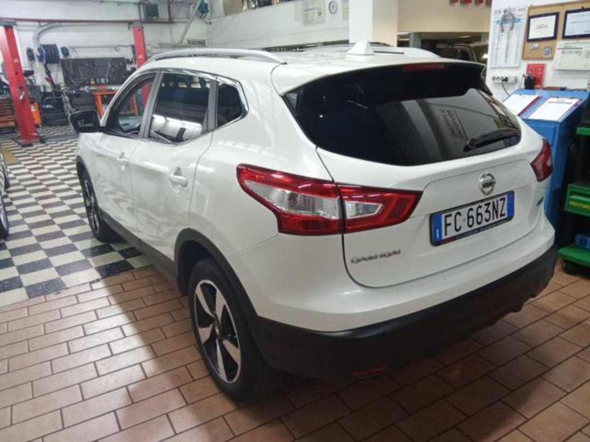 Nissan Qashqai 1.5 dCi N-Connecta (5)