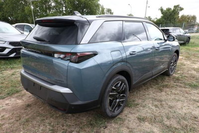 Peugeot 5008 1.2 hybrid GT 145cv 7p.ti e-dcs6 (2)
