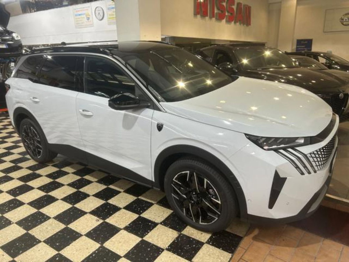 Peugeot 5008 1.2 hybrid GT 145cv 5p.ti e-dcs6