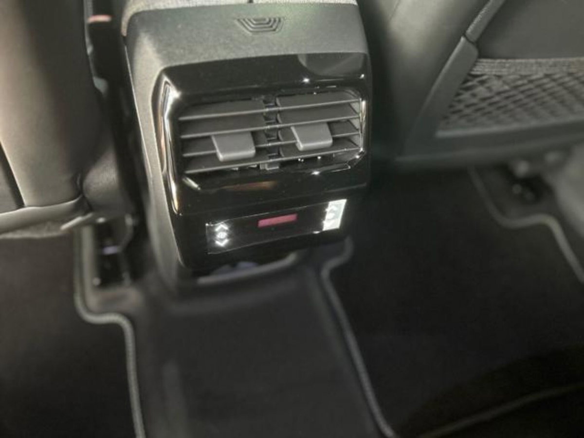 Peugeot 5008 1.2 hybrid GT 145cv 5p.ti e-dcs6 (7)