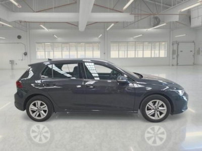 Volkswagen Golf Variant 2.0 TDI SCR DSG Life (2)