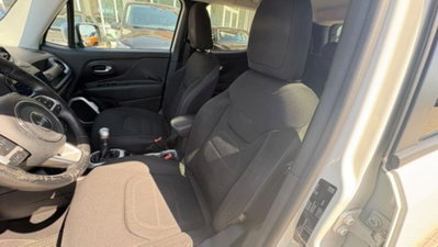 Jeep Renegade 1.6 Mjt 120 CV Limited (9)
