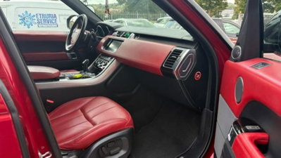 Land Rover Range Rover Sport 3.0D l6 249 CV HSE Dynamic Stealth (16)