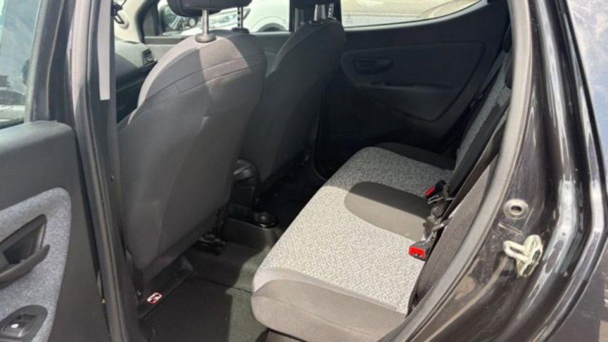 Lancia Ypsilon 1.0 FireFly 5 porte S&S Hybrid Silver Plus (11)