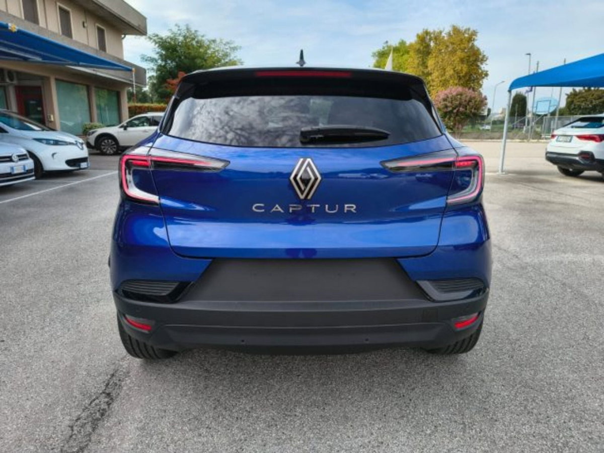 Renault Captur 1.2 eco-g Techno 120cv (5)
