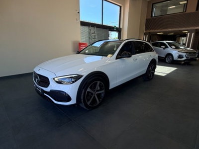 Mercedes-Benz Classe C Station Wagon 220 d Mild hybrid 4Matic Premium Plus All-Terrain (2)