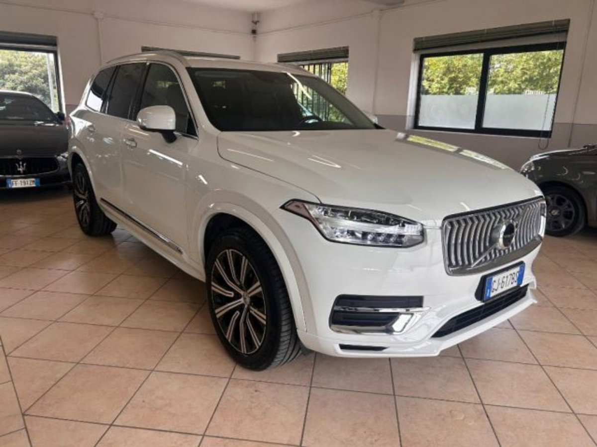 Volvo XC90 B5 (d) AWD automatico 7 posti Plus Dark (2)