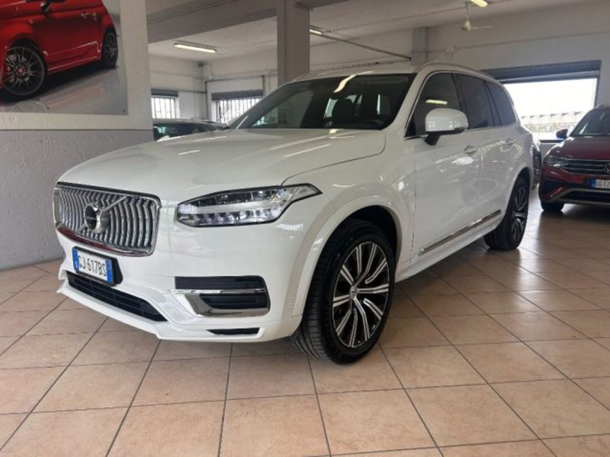 Volvo XC90 B5 (d) AWD automatico 7 posti Plus Dark (3)