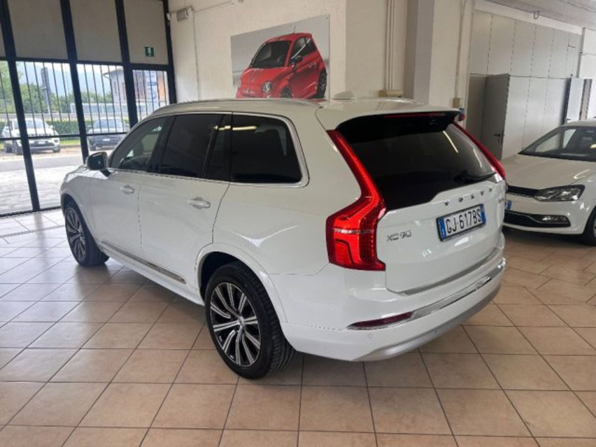 Volvo XC90 B5 (d) AWD automatico 7 posti Plus Dark (4)
