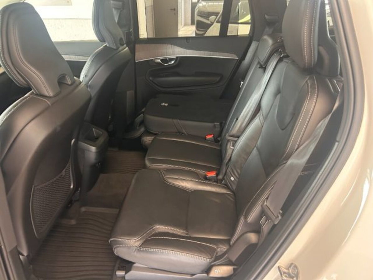 Volvo XC90 B5 (d) AWD automatico 7 posti Plus Dark (8)