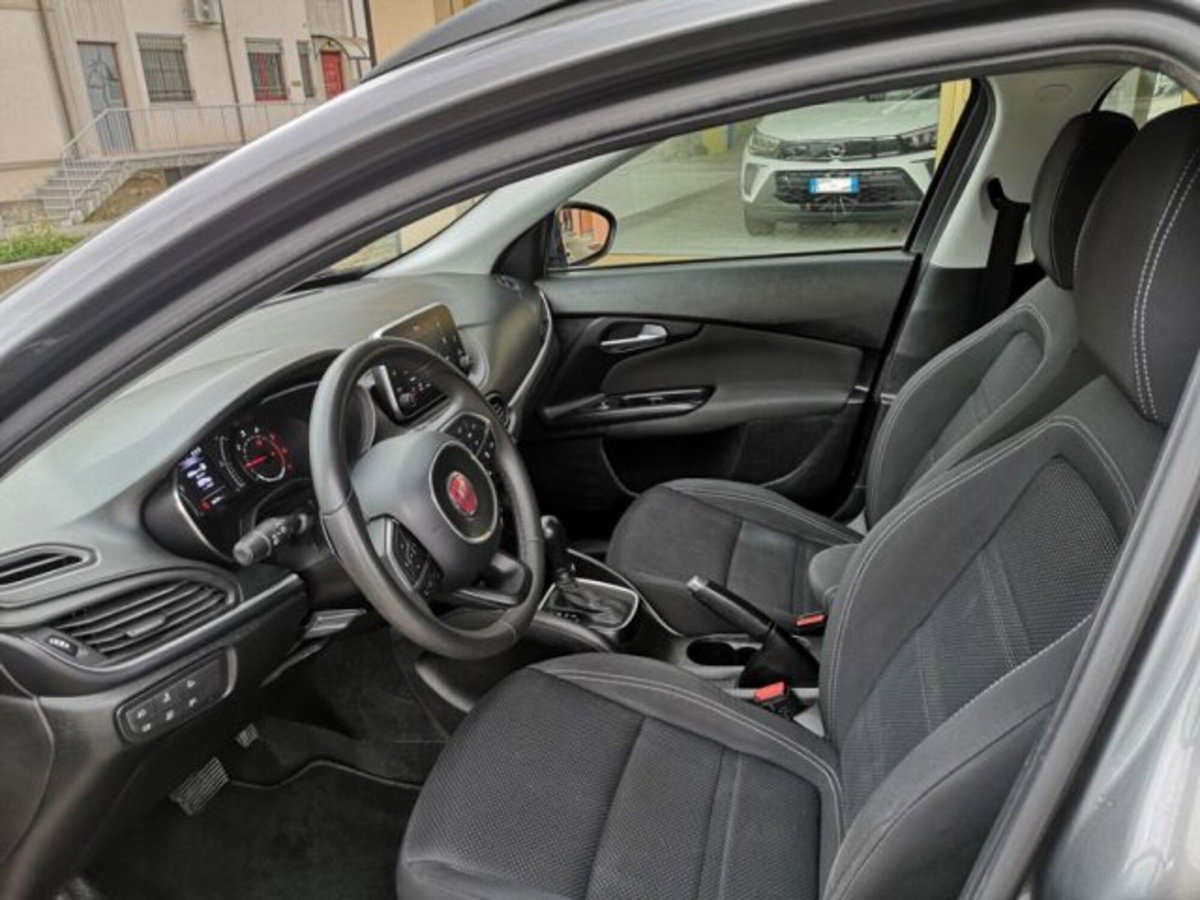 Fiat Tipo Station Wagon Tipo 1.6 Mjt S&S DCT SW Lounge (10)