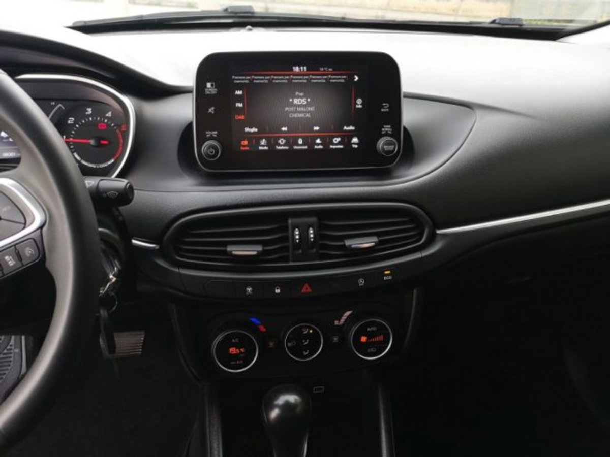 Fiat Tipo Station Wagon Tipo 1.6 Mjt S&S DCT SW Lounge (13)
