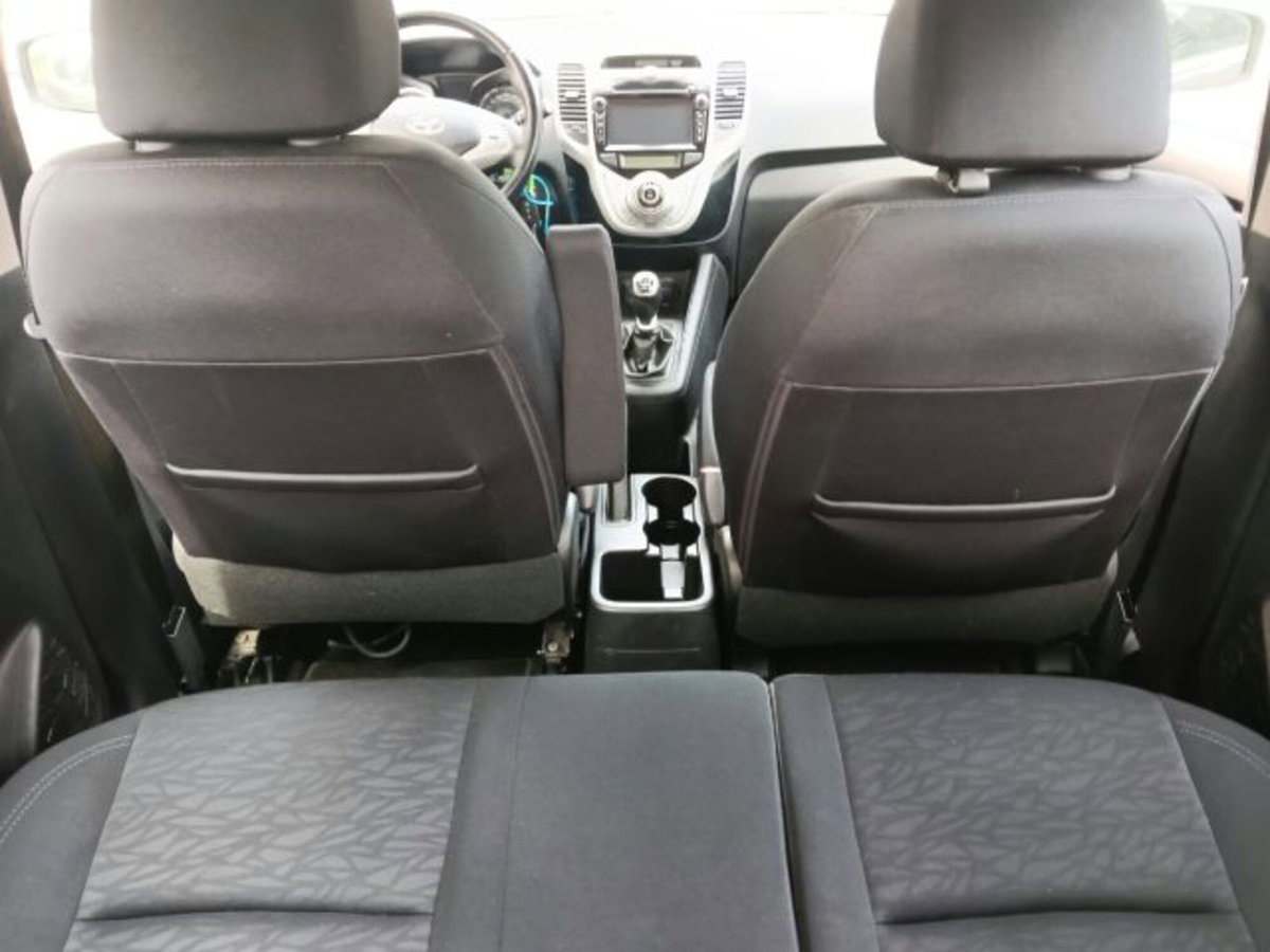 Hyundai ix20 1.4 CRDI 90 CV XPossible (15)