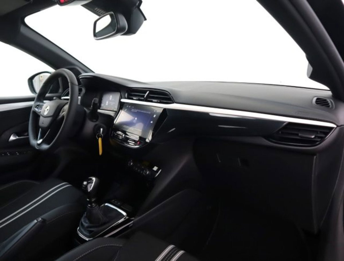 Opel Corsa 1.2 hybrid GS 100cv dct6 (12)