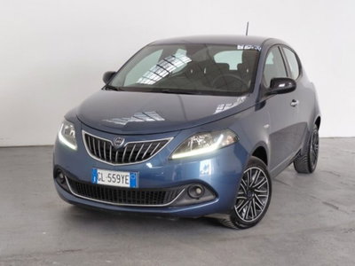 Lancia Ypsilon 1.0 FireFly 5 porte S&S Hybrid Gold Plus (4)