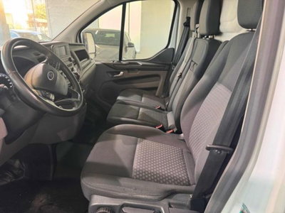 Ford Transit Custom Furgone 320 2.0 EcoBlue 130 PL Furgone Titanium (8)