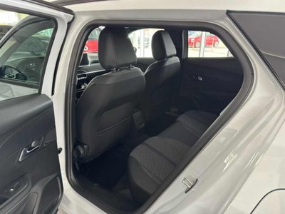 Peugeot 2008 PureTech 100 S&S Allure (10)
