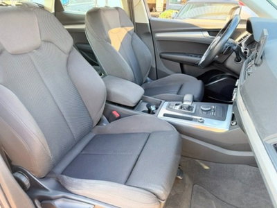 Audi Q5 2.0 TFSI quattro S tronic Business (10)