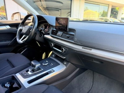 Audi Q5 2.0 TFSI quattro S tronic Business (11)