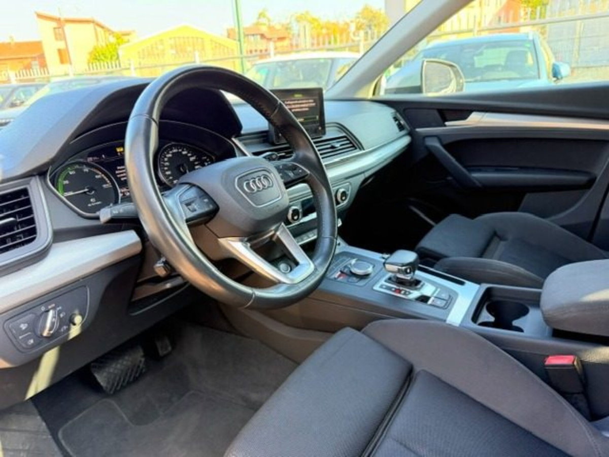 Audi Q5 2.0 TFSI quattro S tronic Business (6)