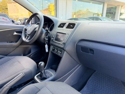 Volkswagen Polo 1.0 MPI 75 CV 5p. Comfortline (11)