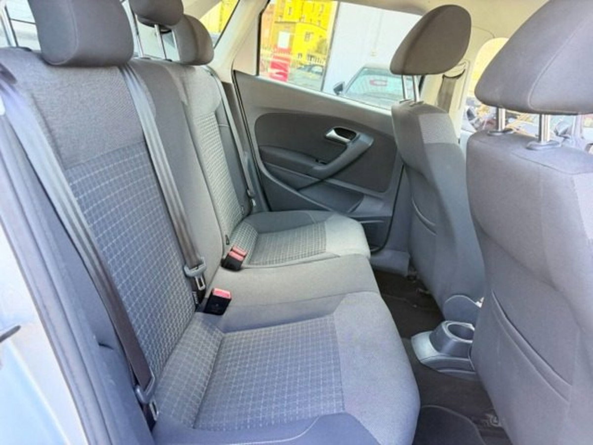 Volkswagen Polo 1.0 MPI 75 CV 5p. Comfortline (8)