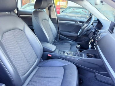 Audi A3 Sportback 1.6 TDI Design (11)