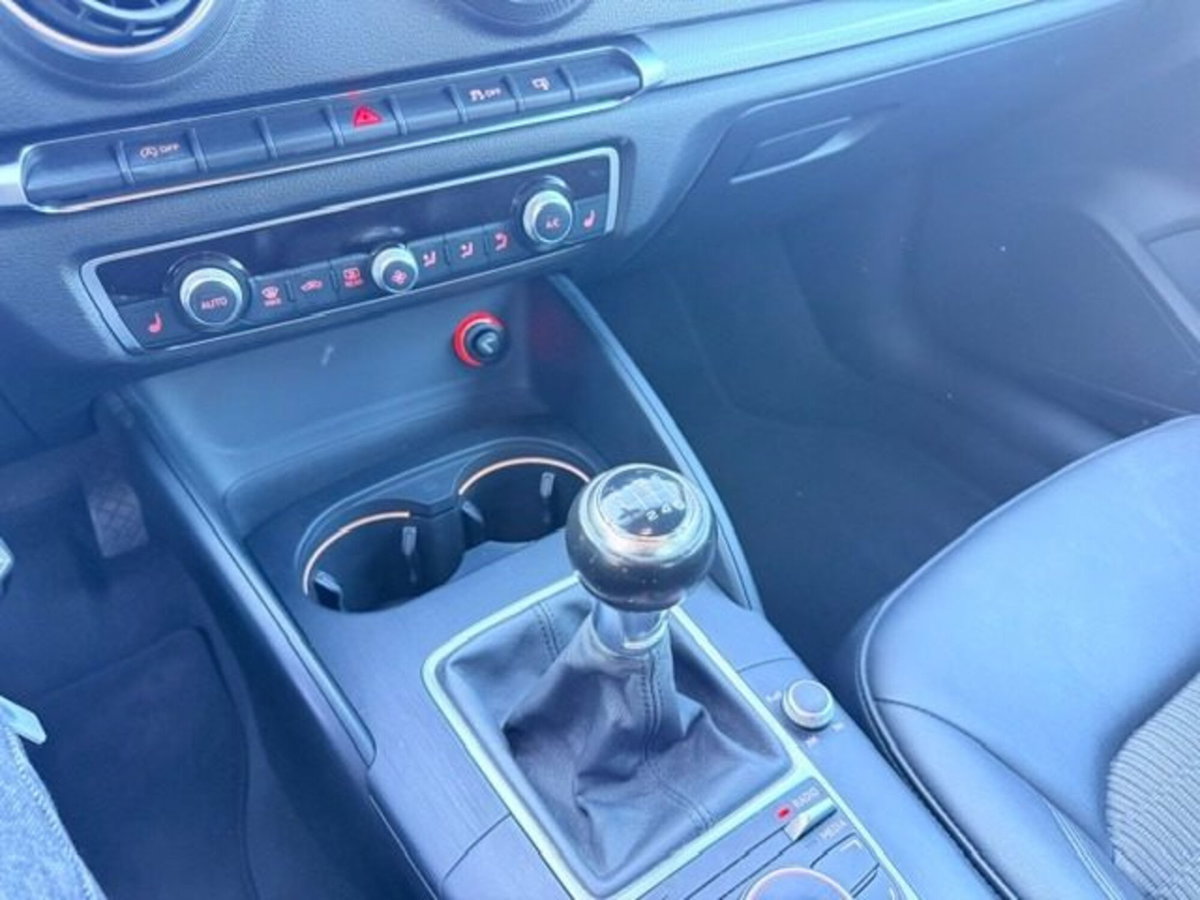 Audi A3 Sportback 1.6 TDI Design (13)