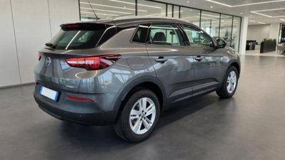 Opel Grandland X 1.5 diesel Ecotec Start&Stop aut. 120 Anniv. (4)