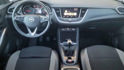 Opel Grandland X 1.5 diesel Ecotec Start&Stop aut. 120 Anniv. (6)