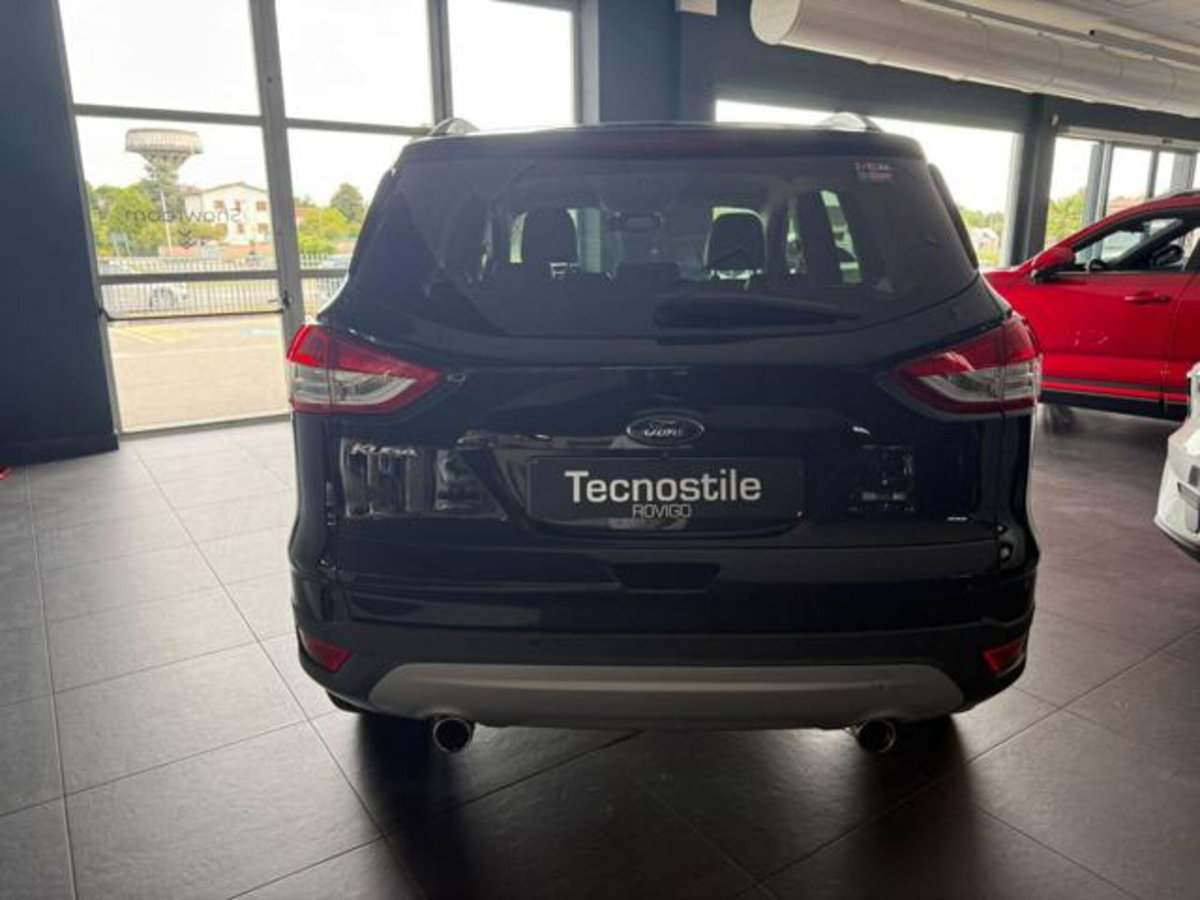 Ford Kuga 2.0 TDCI 120 CV S&S 2WD Titanium (3)
