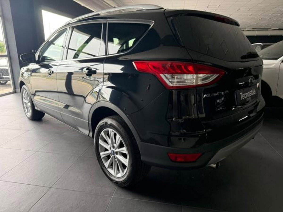 Ford Kuga 2.0 TDCI 120 CV S&S 2WD Titanium (4)